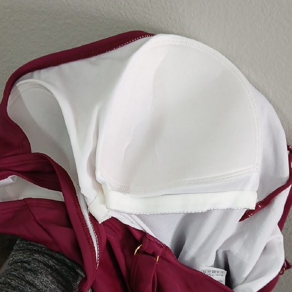 NWT Hilor Elegant Magenta One-Piece Swimsuit Size 14 - Picture 6 of 7